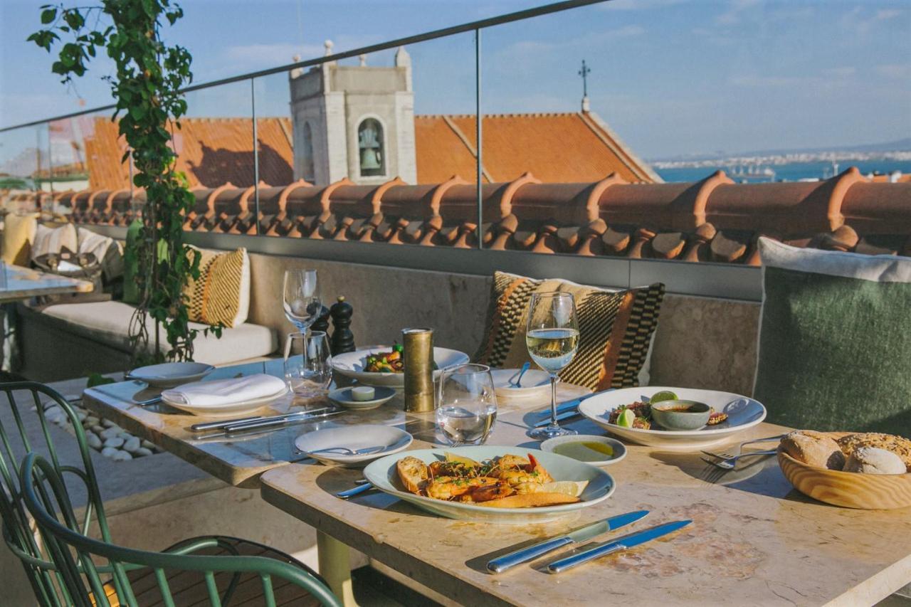 The Lumiares Hotel & Spa - Small Luxury Hotels Of The World Lisboa Eksteriør bilde Rooftop restaurant