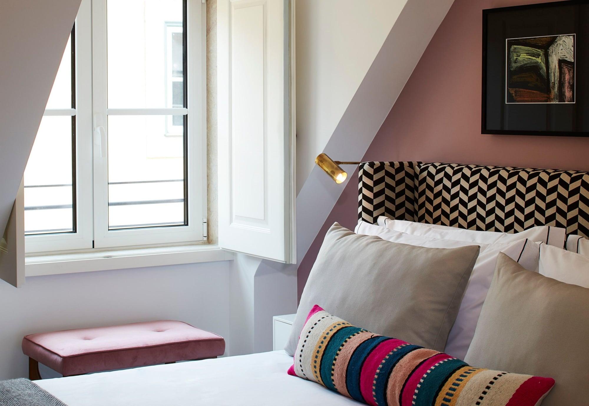 The Lumiares Hotel & Spa - Small Luxury Hotels Of The World Lisboa Eksteriør bilde A room at the Hotel de l'Alma