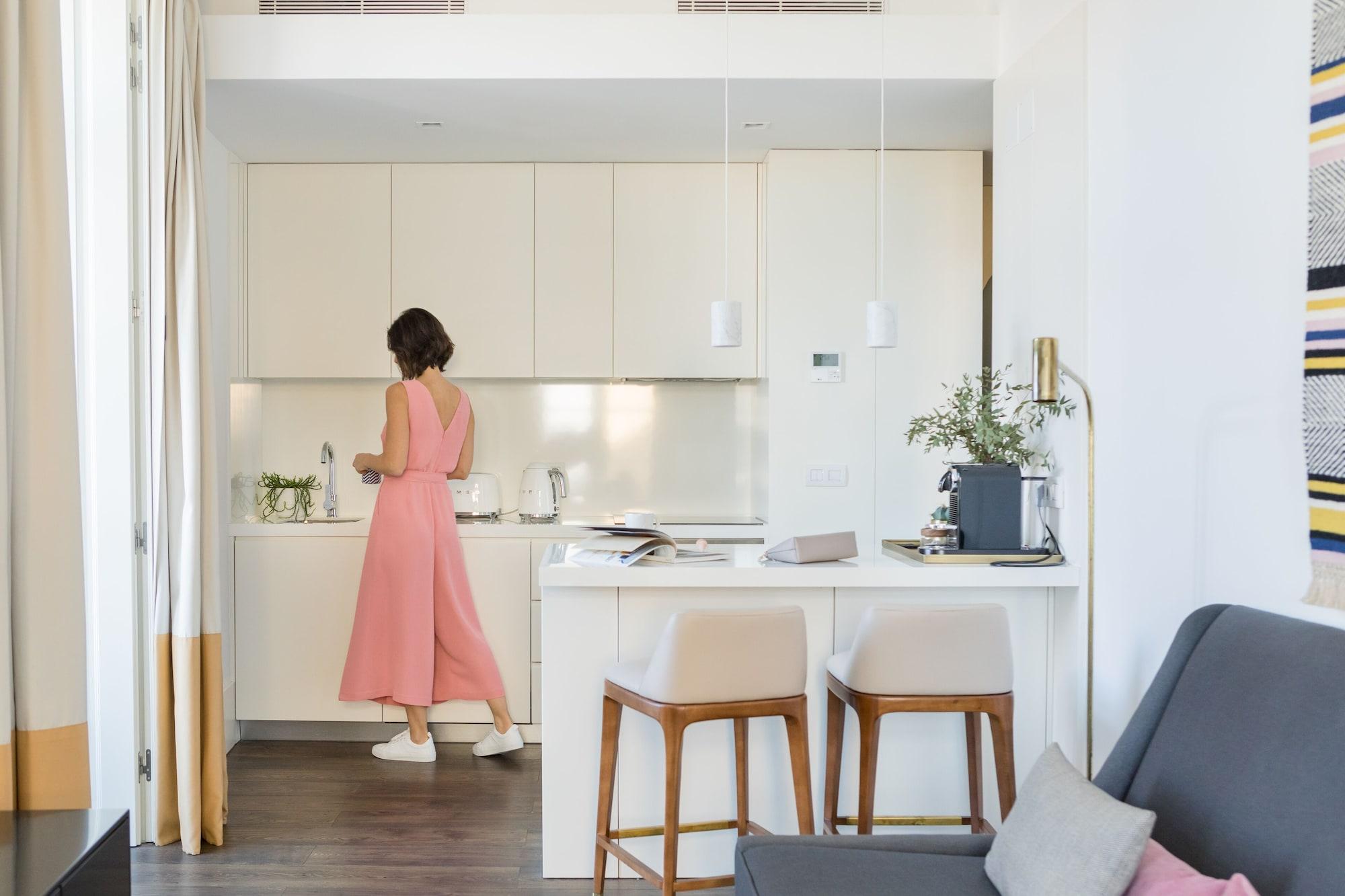 The Lumiares Hotel & Spa - Small Luxury Hotels Of The World Lisboa Eksteriør bilde A kitchen in a typical apartment