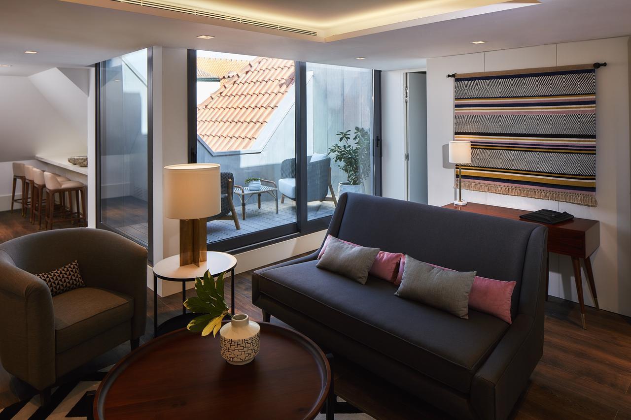 The Lumiares Hotel & Spa - Small Luxury Hotels Of The World Lisboa Eksteriør bilde The interior of the new lounge