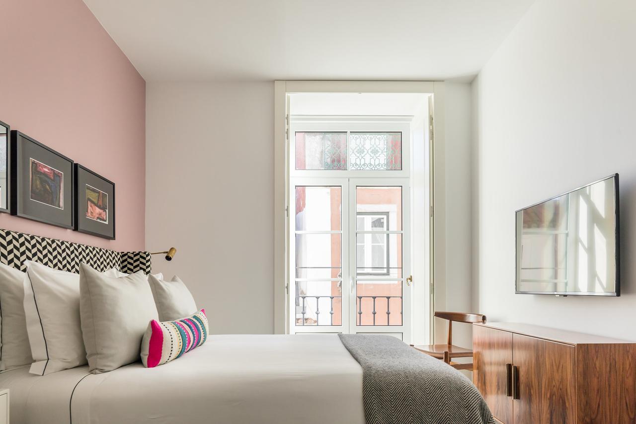 The Lumiares Hotel & Spa - Small Luxury Hotels Of The World Lisboa Eksteriør bilde A bedroom at the Hotel 57